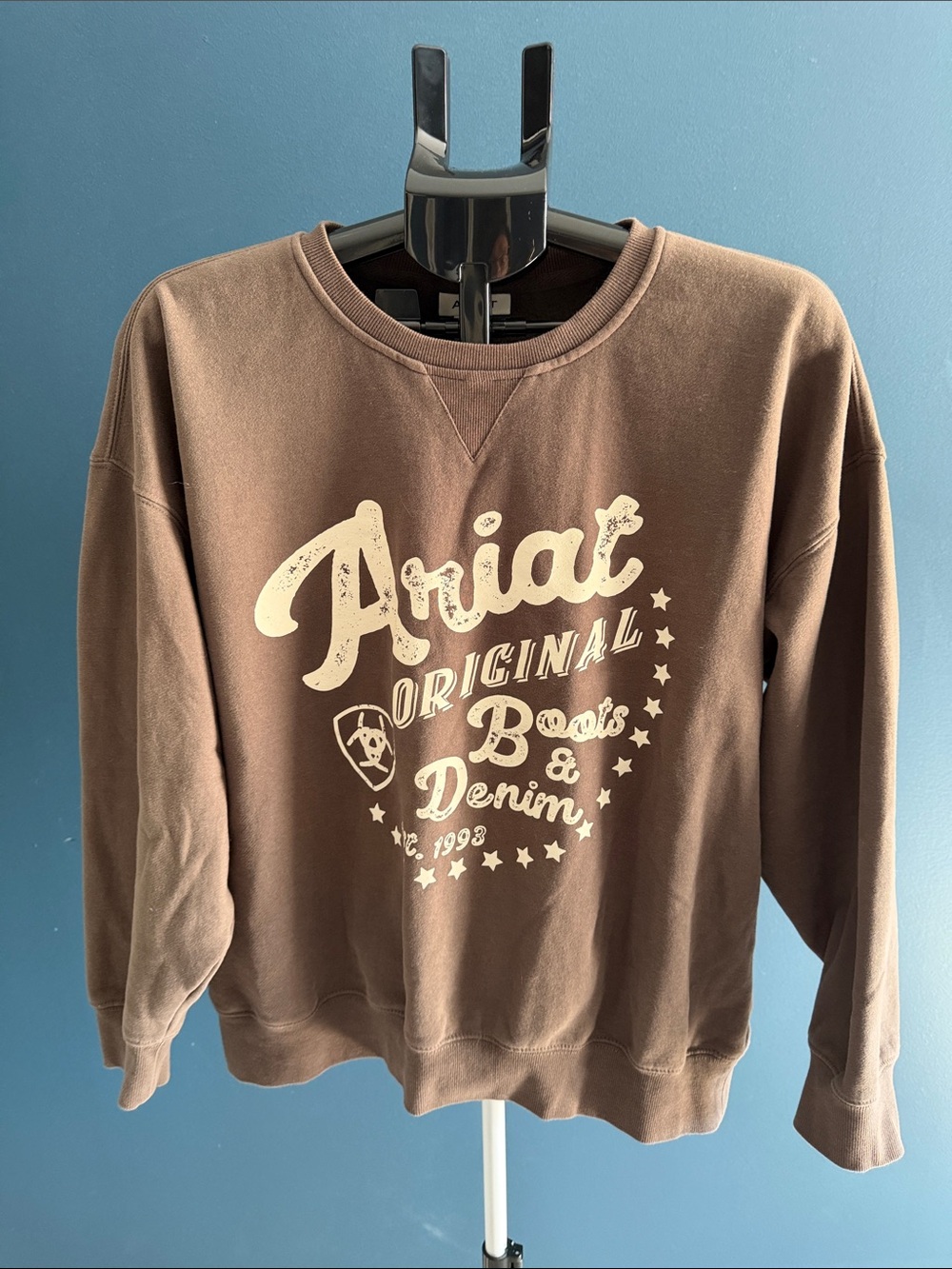 Ariat Brown Crewneck Sweatshirt with Cream Graphic